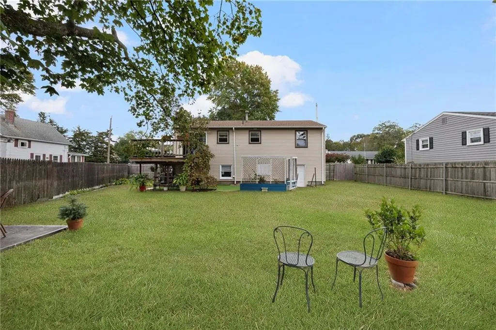 25 Webb Avenue Warwick RI 02889