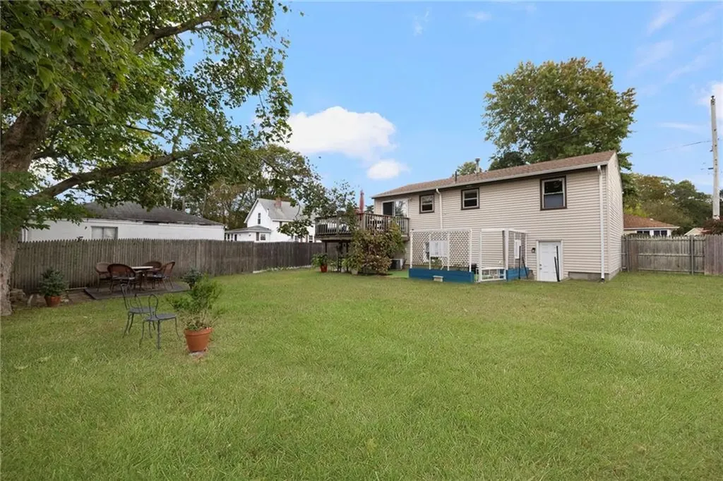 25 Webb Avenue Warwick RI 02889