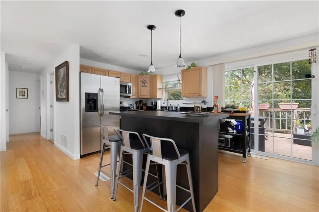 25 Webb Avenue Warwick RI 02889