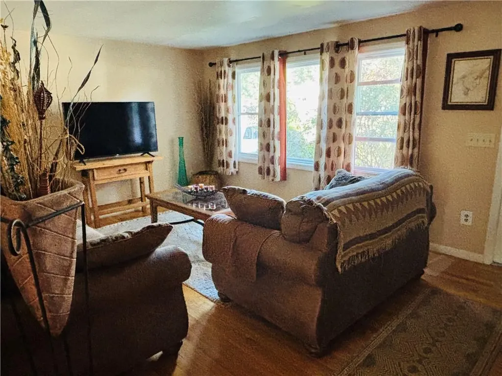 20 Wild Berry Drive Cranston RI 02920