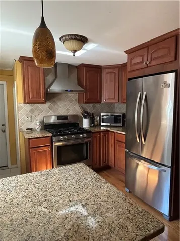 20 Wild Berry Drive Cranston RI 02920