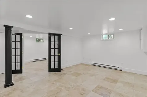 108 Ivan Avenue East Providence RI 02915