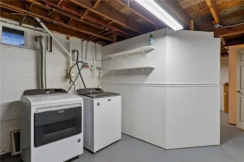 108 Ivan Avenue East Providence RI 02915