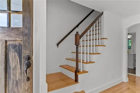 108 Ivan Avenue East Providence RI 02915