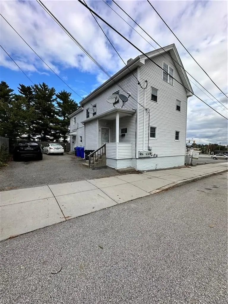 47 Grace Street Pawtucket RI 02860