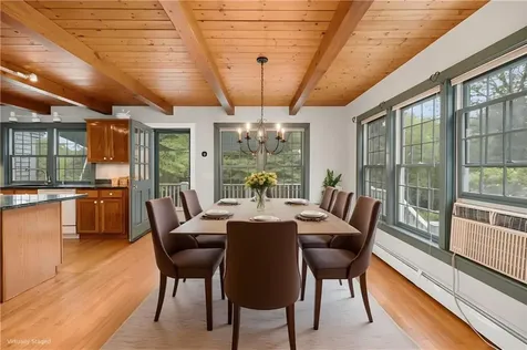 184 Field Stone Lane Tiverton RI 02878