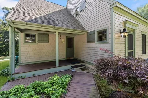 184 Field Stone Lane Tiverton RI 02878