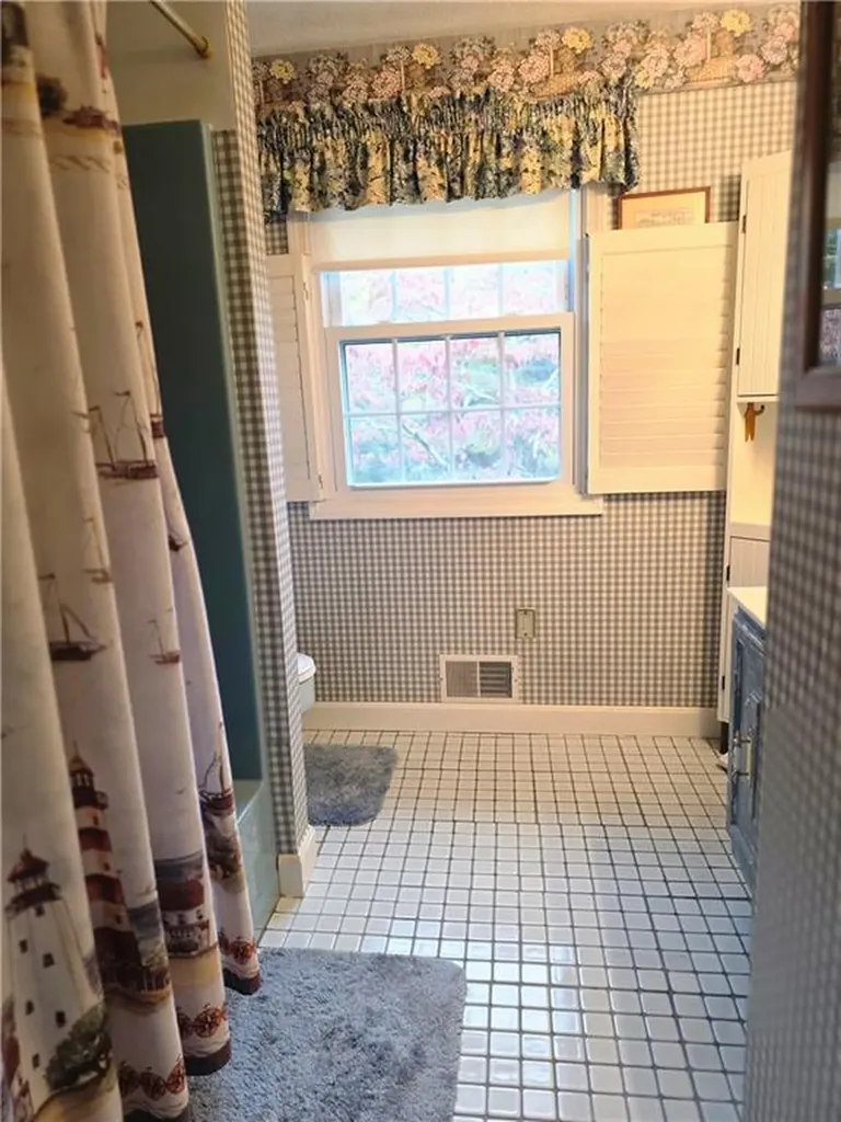 5 Mill Wheel Road Warwick RI 02886