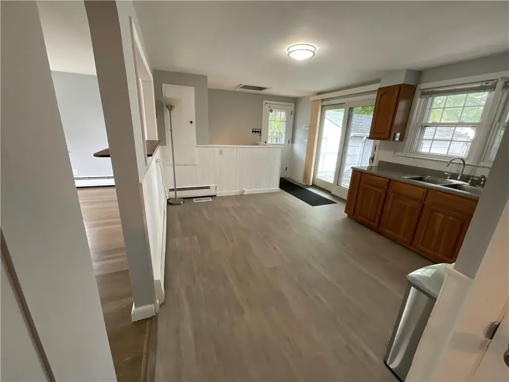 169 Partition Street Warwick RI 02888