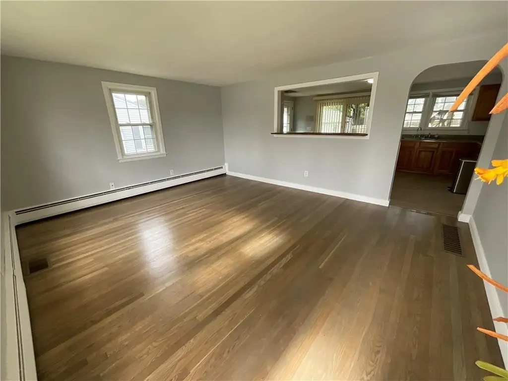 169 Partition Street Warwick RI 02888