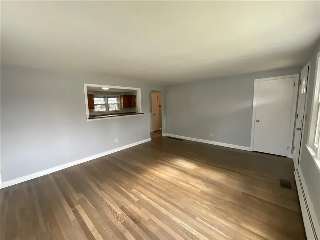 169 Partition Street Warwick RI 02888