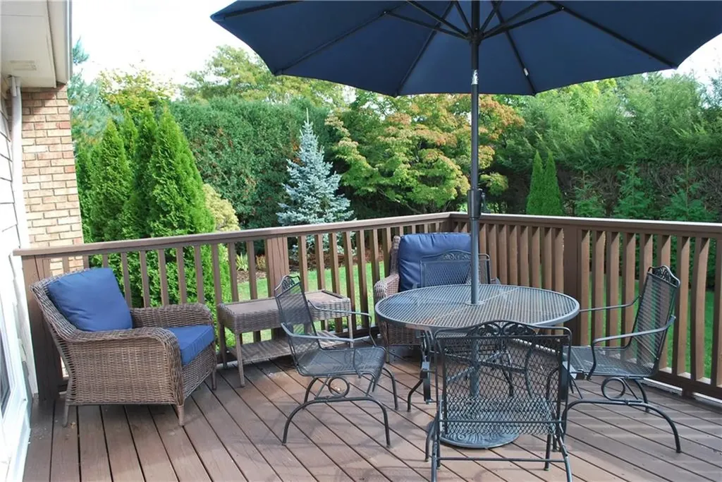 20 Carriage Way North Providence RI 02904