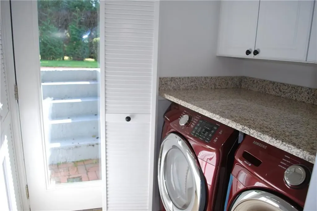 20 Carriage Way North Providence RI 02904