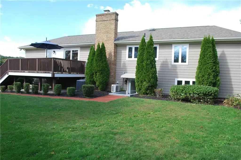 20 Carriage Way North Providence RI 02904