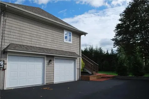 20 Carriage Way North Providence RI 02904