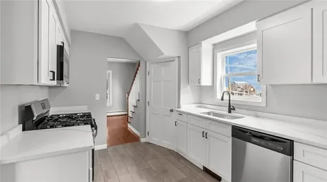 34 Chapin Avenue Warwick RI 02889