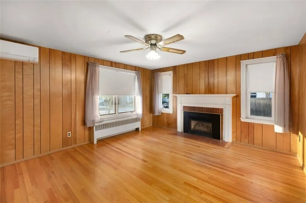 120 Gould Avenue Warwick RI 02888