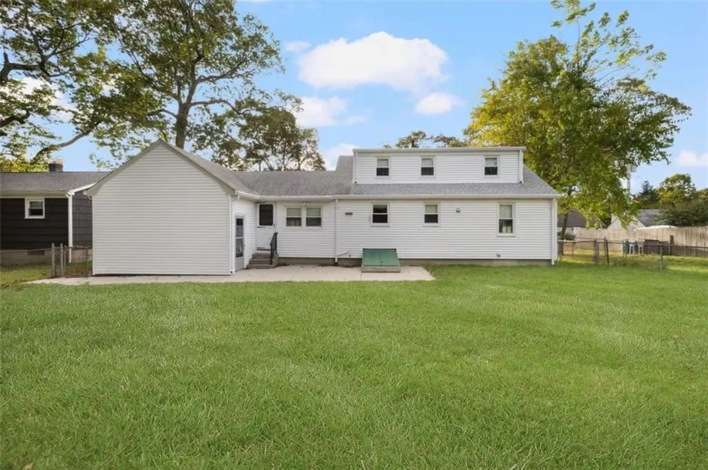 120 Gould Avenue Warwick RI 02888