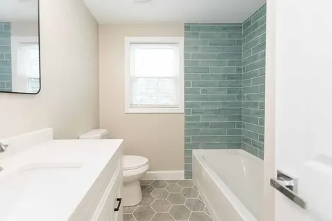 2 Holmes Road Coventry RI 02816