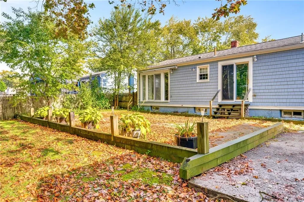 145 Burbank Drive Warwick RI 02886