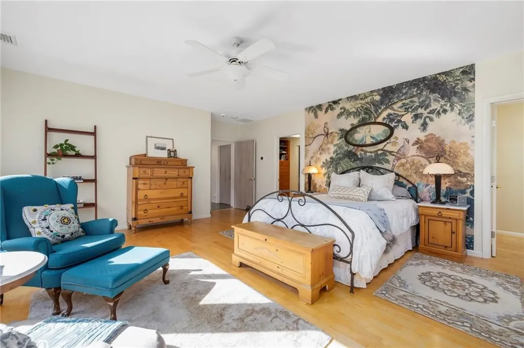 240 Narragansett Bay Avenue Warwick RI 02889