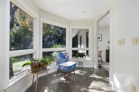 240 Narragansett Bay Avenue Warwick RI 02889