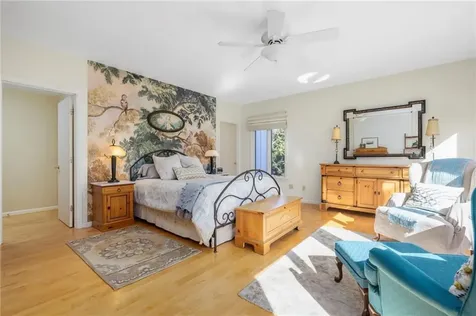 240 Narragansett Bay Avenue Warwick RI 02889