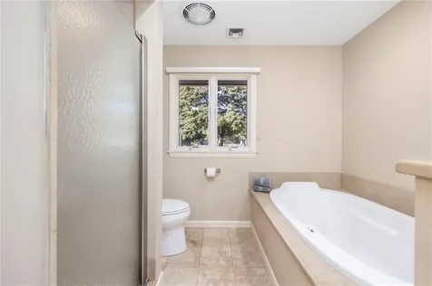 240 Narragansett Bay Avenue Warwick RI 02889