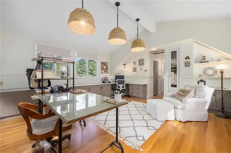 240 Narragansett Bay Avenue Warwick RI 02889