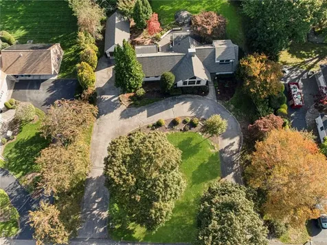 240 Narragansett Bay Avenue Warwick RI 02889