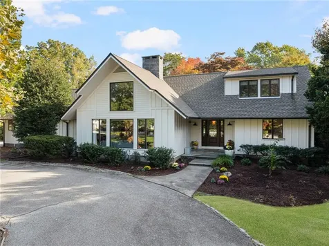 240 Narragansett Bay Avenue Warwick RI 02889