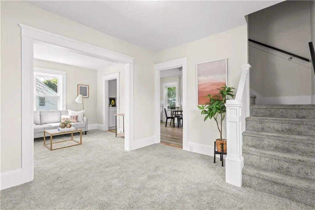 15 Spruce Avenue Cranston RI 02910