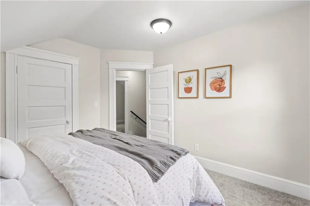 15 Spruce Avenue Cranston RI 02910