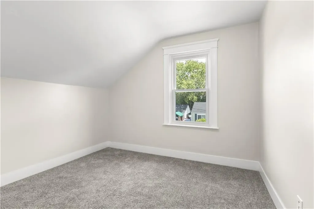 15 Spruce Avenue Cranston RI 02910