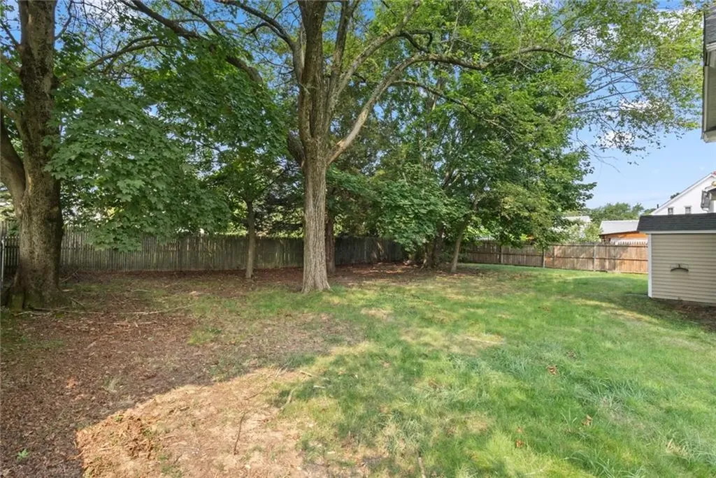 15 Spruce Avenue Cranston RI 02910