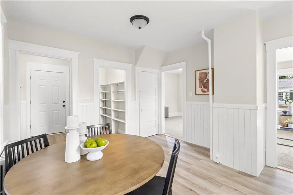 15 Spruce Avenue Cranston RI 02910