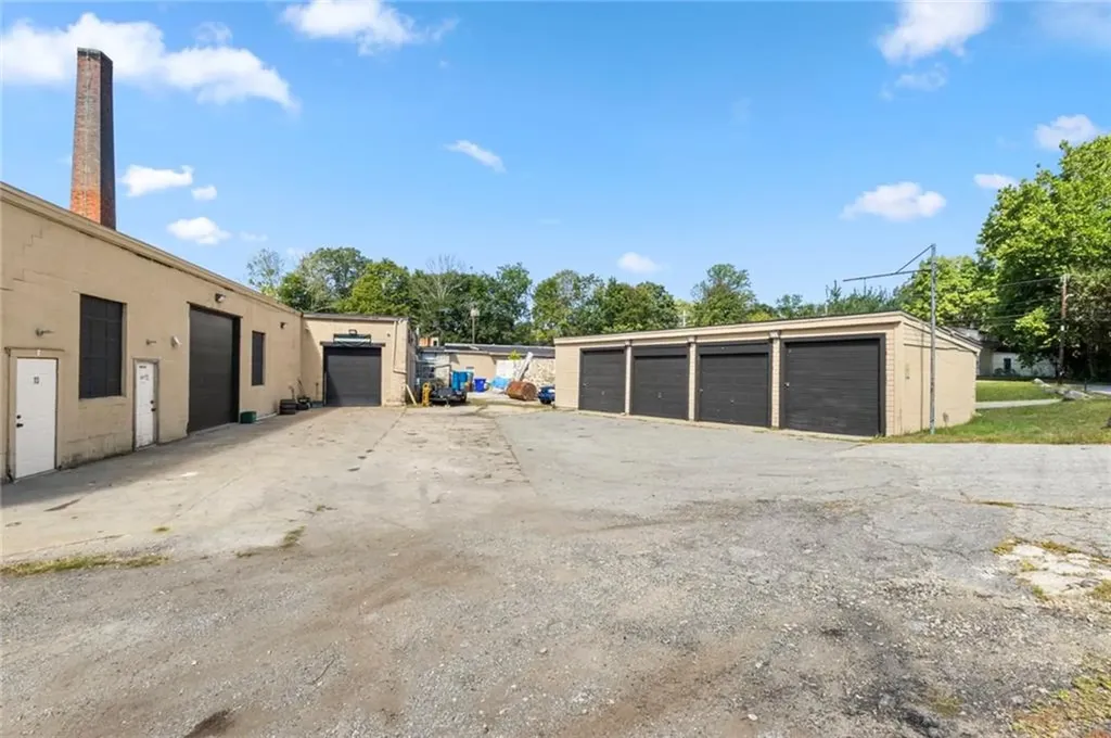 80 Jackson Flat Road Scituate RI 02831