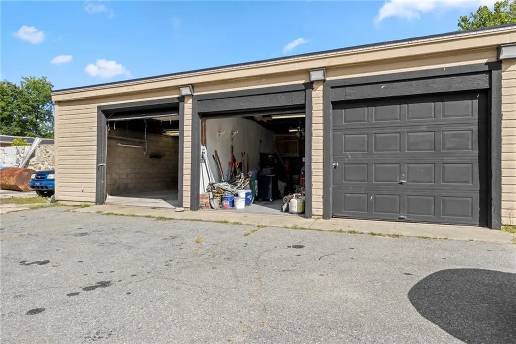 80 Jackson Flat Road Scituate RI 02831