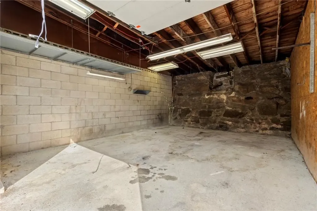 80 Jackson Flat Road Scituate RI 02831