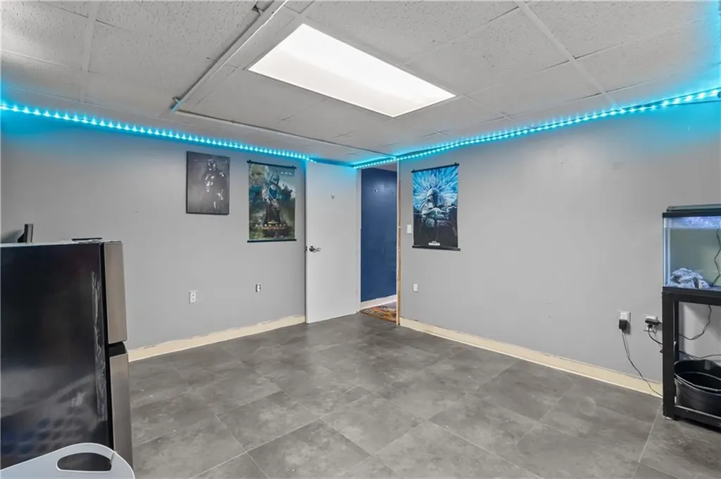 221 Columbia Avenue Pawtucket RI 02860