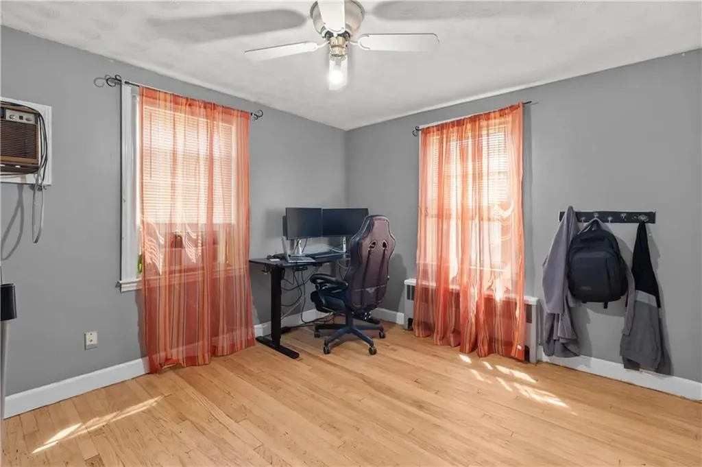 221 Columbia Avenue Pawtucket RI 02860