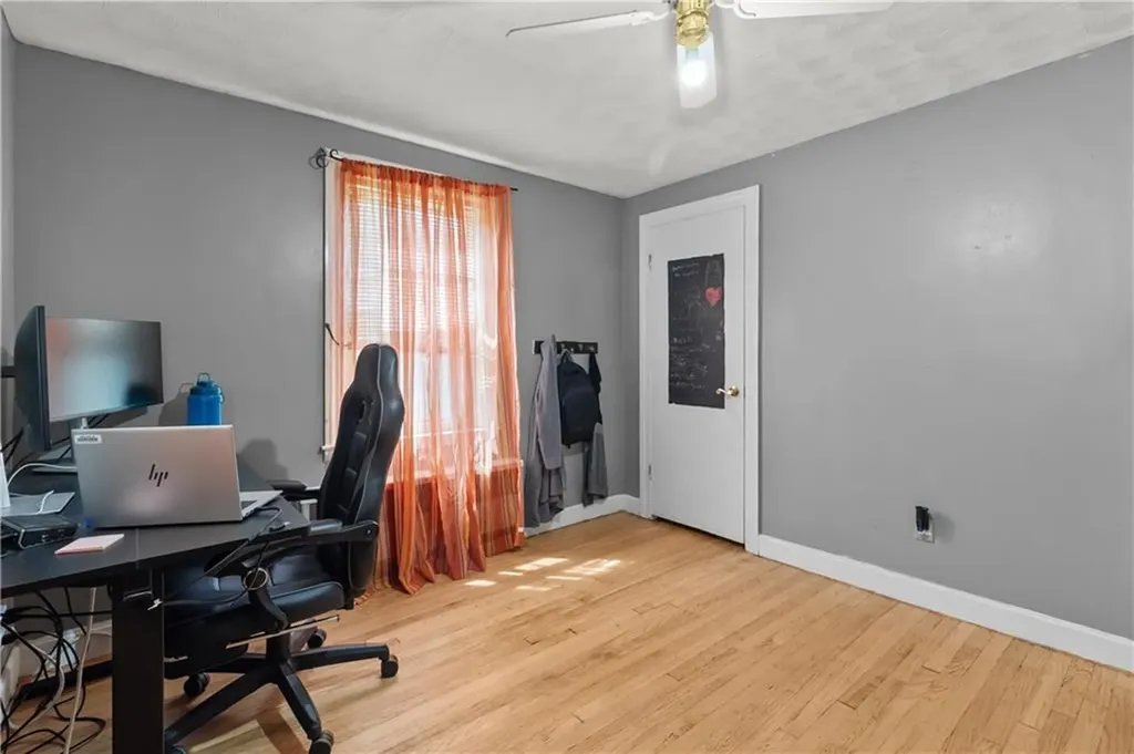 221 Columbia Avenue Pawtucket RI 02860