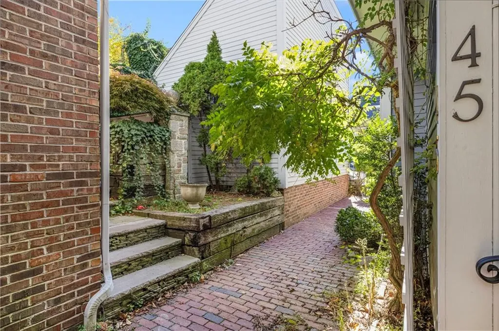 45 Pratt Street Providence RI 02906