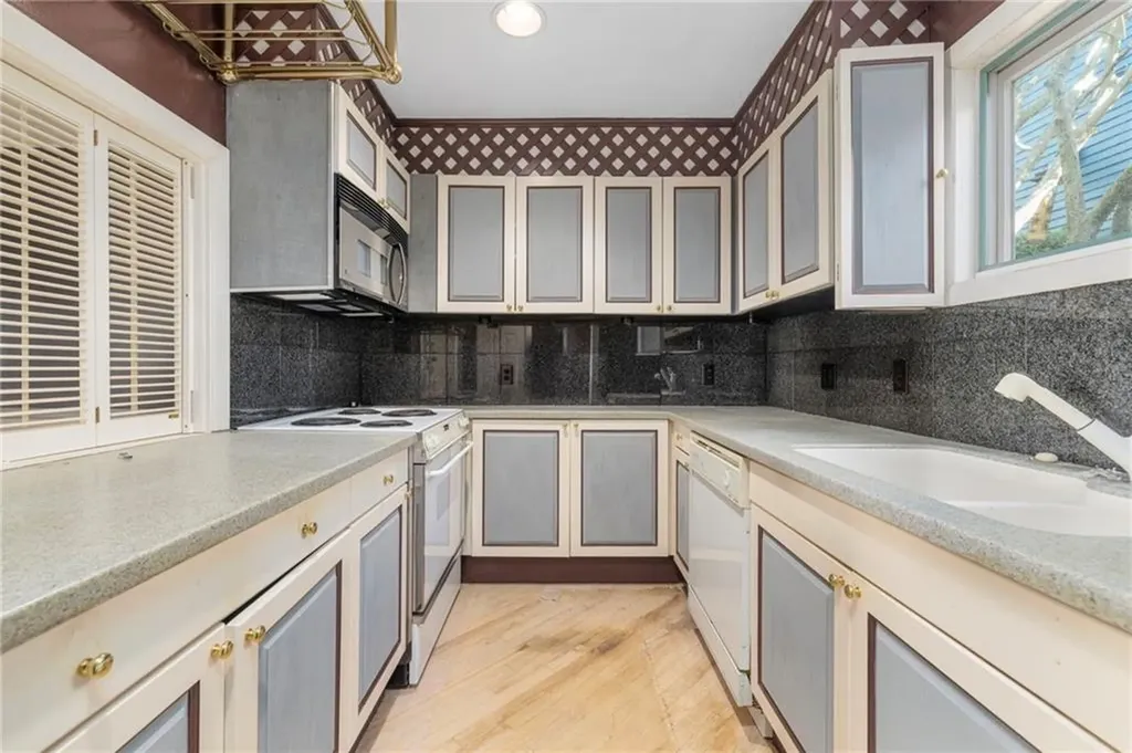 45 Pratt Street Providence RI 02906