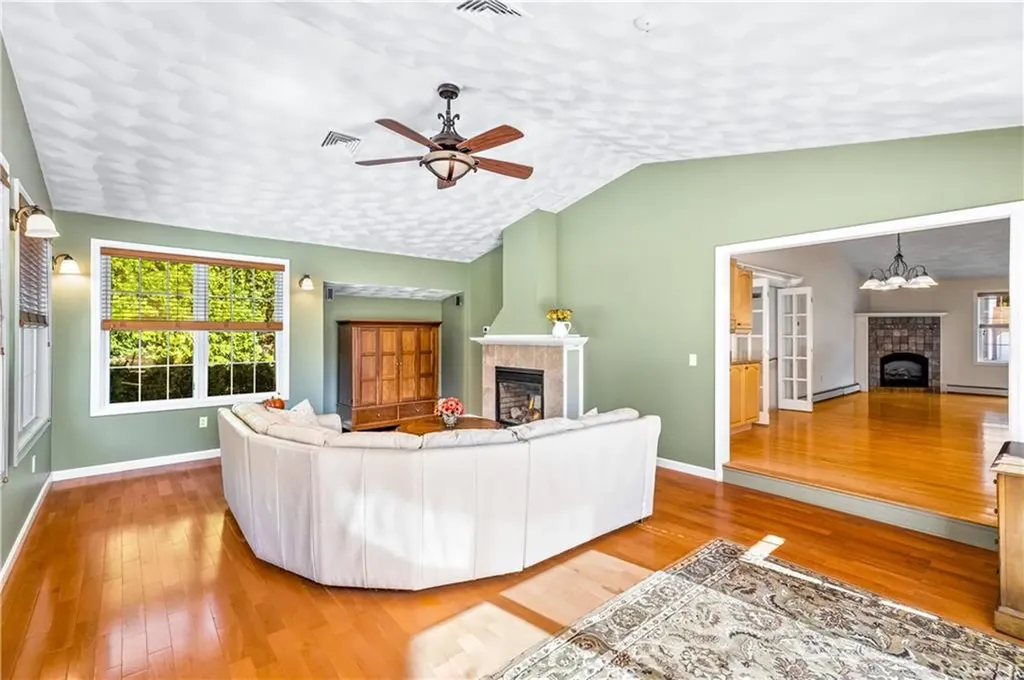 15 Balsam Lane Smithfield RI 02917