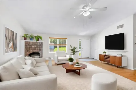 15 Balsam Lane Smithfield RI 02917