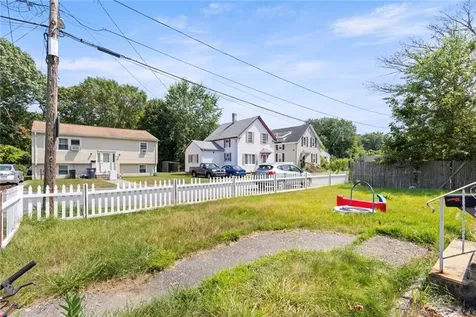 65 Perkins Avenue Cranston RI 02910