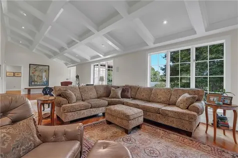 35 Timberland Drive Lincoln RI 02865