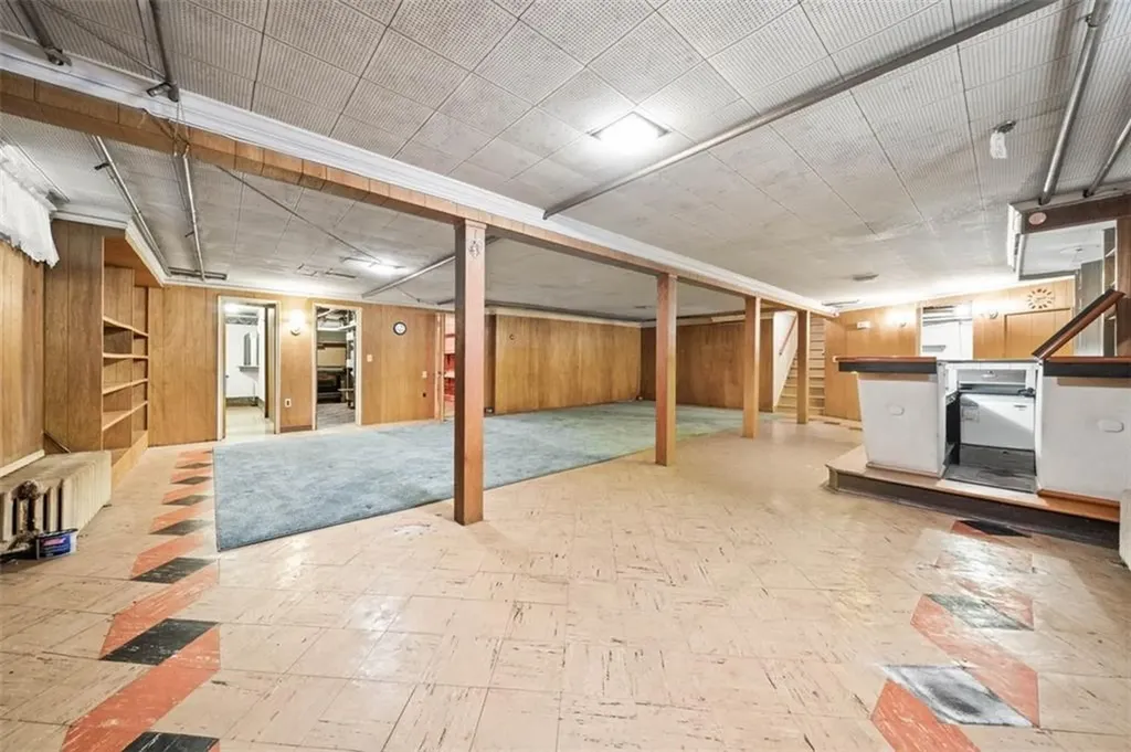 14 Stonelaw Avenue Providence RI 02908