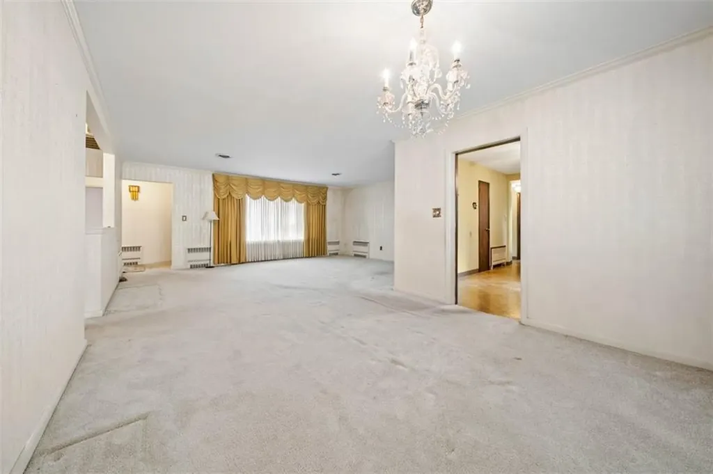 14 Stonelaw Avenue Providence RI 02908